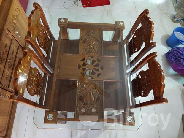 Dining Table & Chair Set